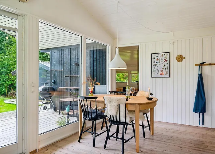 Cosy In Hilly Nature With Beautiful Views, Covered Terrace And Fire Pit In Peaceful Surroundings Close To Sletterhage Lighthouse, The Feriehus *