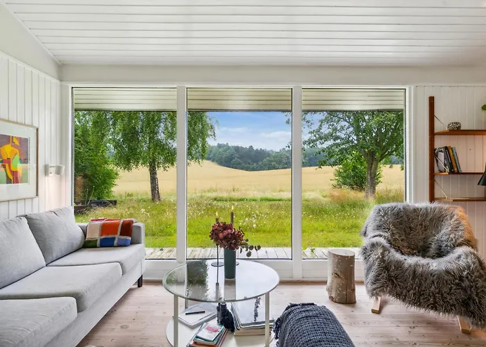 Cosy In Hilly Nature With Beautiful Views, Covered Terrace And Fire Pit In Peaceful Surroundings Close To Sletterhage Lighthouse, The Knebel