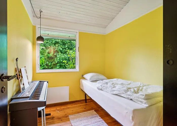 Cosy In Hilly Nature With Beautiful Views, Covered Terrace And Fire Pit In Peaceful Surroundings Close To Sletterhage Lighthouse, The Feriehus *